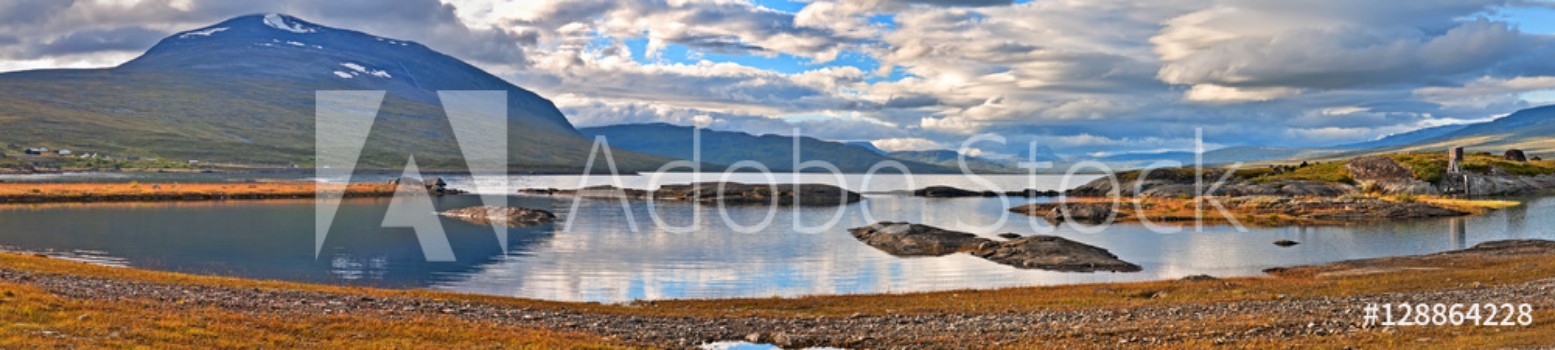 Bild på Panorama alpine lake with islands in Sweden